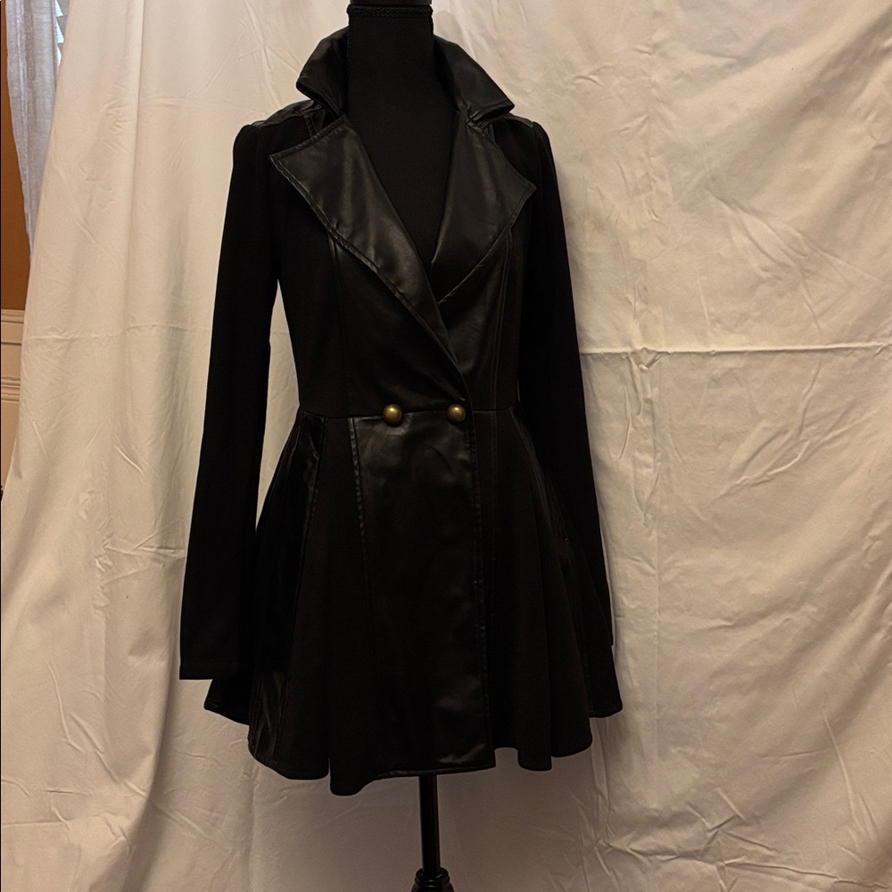 VENUS Elegant Black Jacket